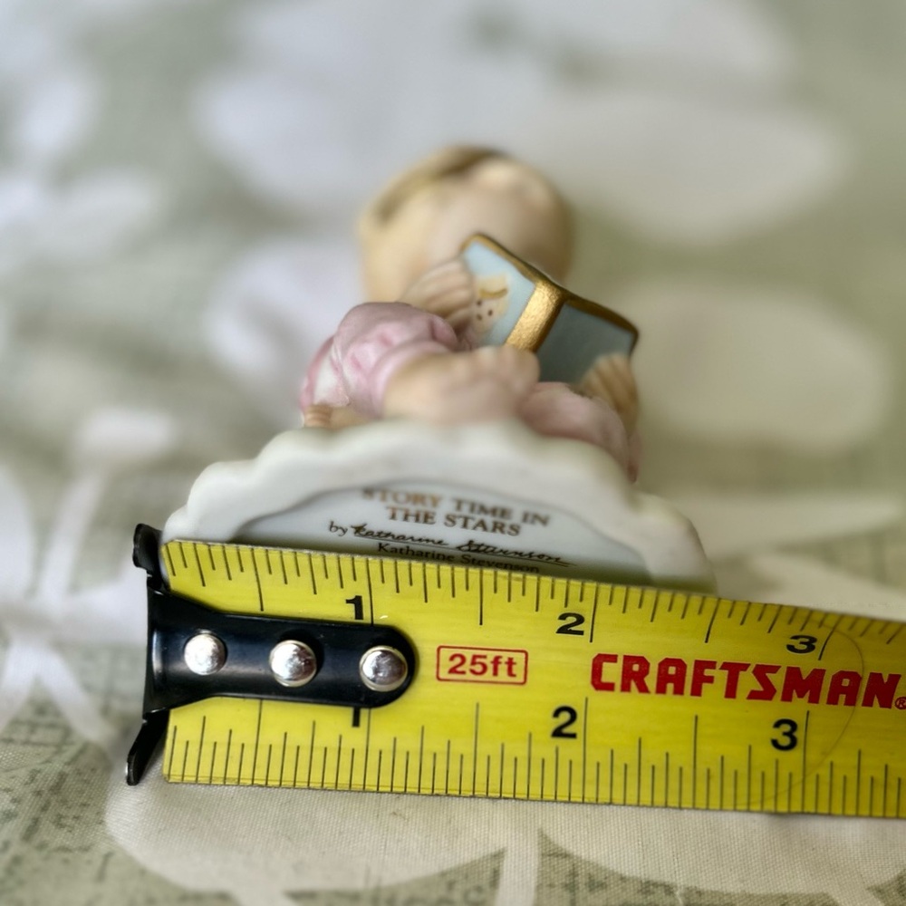 VTG Reading Child Angel Dainty Mini Sculpted Figurine Faith Based Decor - Picture 10 of 10